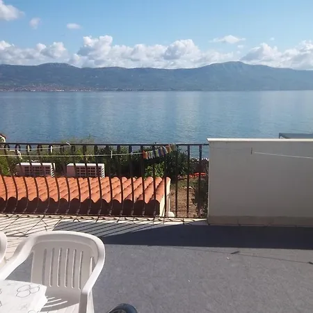 Apartments By The Sea Slatine, Ciovo - 12274
